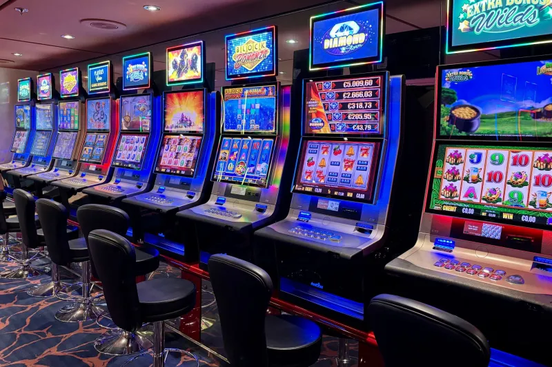 Your Brain Is Lying to You: The Real Science Behind 'Lucky' Machines and Winning Streaks